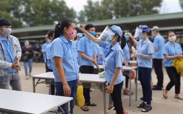 Trước ngày 8/6, Hà Nội sẽ có kịch bản phòng, chống dịch COVID-19 trong các Khu Công nghiệp. Trước ngày 8/6, Hà Nội sẽ có kịch bản phòng, chống dịch COVID-19 trong các Khu Công nghiệp.