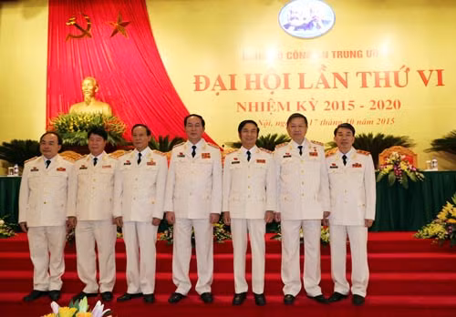 Đoàn Chủ tịch Đại hội Đảng bộ Công an Trung ương lần thứ VI, nhiệm kỳ 2015-2020.