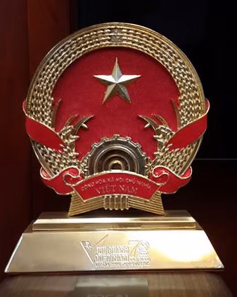 Quốc huy Việt Nam.