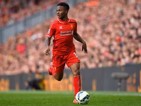 Sterlling khi còn thi đấu cho Liverpool.