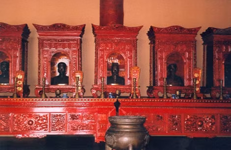 Phối thờ các danh sĩ Nam Kỳ.