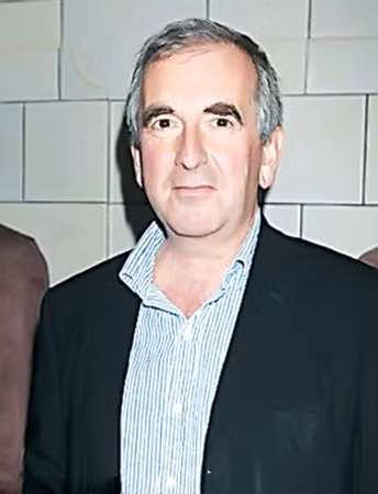 Tác giả Robert Harris.
