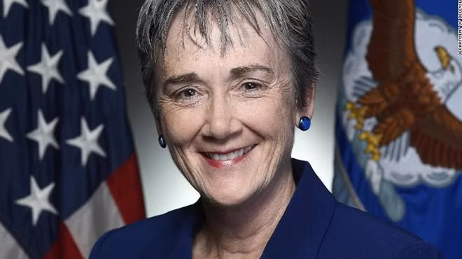 Bộ trưởng Không quân Mỹ Heather Wilson. Ảnh: CNN