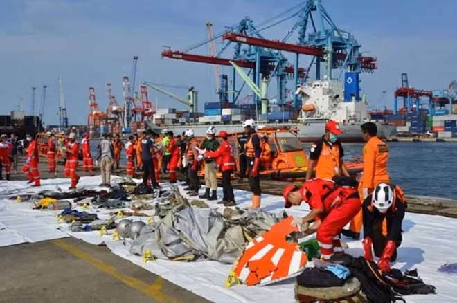 Vụ tai nạn hàng không của hãng Lion Air xảy ra hôm 29-10 đã khiến toàn bộ 189 người trên máy bay thiệt mạng, biến đây trở thành một trong những thảm họa hàng không kinh hoàng nhất trong lịch sử Indonesia. Ảnh: Reuters