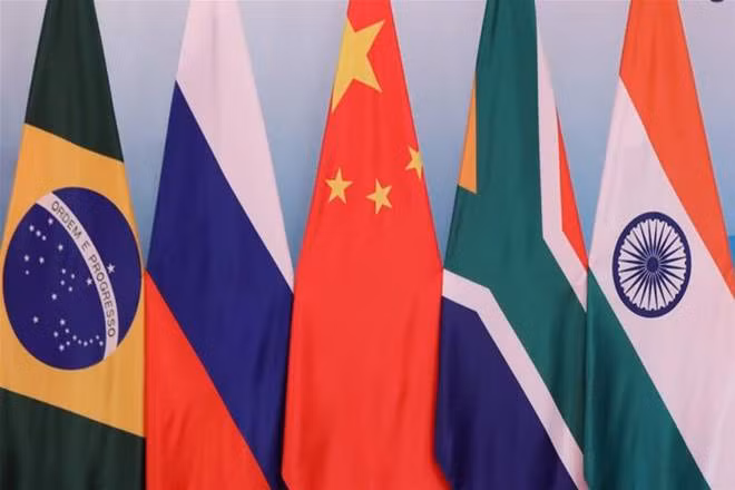 Các nước thành viên BRICS vẫn sẽ nỗ lực duy trì tiềm lực nội khối, gián tiếp khẳng định tính hiệu quả và bền vững của cơ chế này thông qua kỳ thượng đỉnh lần thứ 11. Ảnh: Reuters Các nước thành viên BRICS vẫn sẽ nỗ lực duy trì tiềm lực nội khối, gián tiếp khẳng định tính hiệu quả và bền vững của cơ chế này thông qua kỳ thượng đỉnh lần thứ 11. Ảnh: Reuters