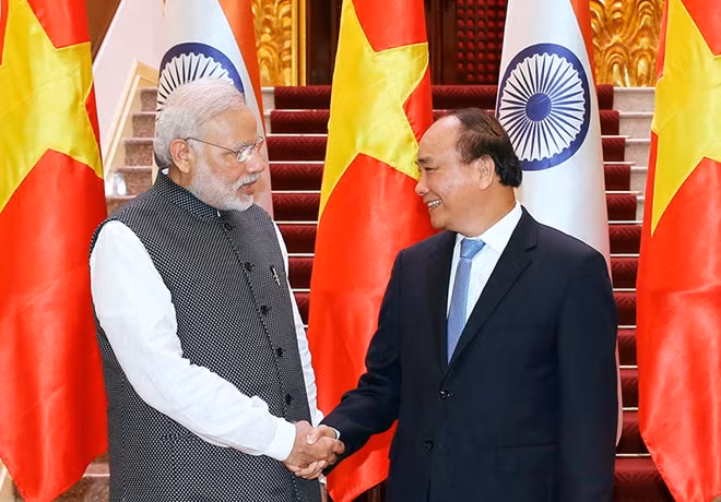 Thủ tướng Nguyễn Xuân Phúc nhiệt liệt chào mừng ngài Narendra Modi lần đầu tiên tới thăm Việt Nam vào năm 2016 trên cương vị Thủ tướng Ấn Độ. Ảnh: VGP/Quang Hiếu