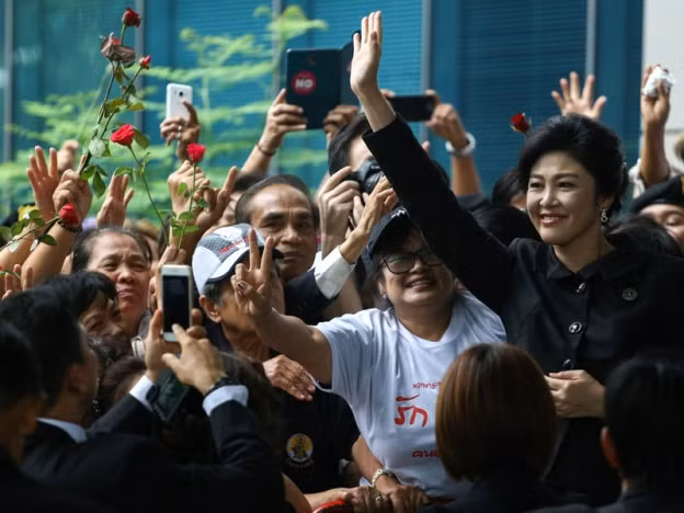 Liệu có hay không một thỏa thuận ngầm để bà Yingluck bỏ trốn nhằm hạn chế áp lực từ phía những người ủng hộ bà. Ảnh: Today Online