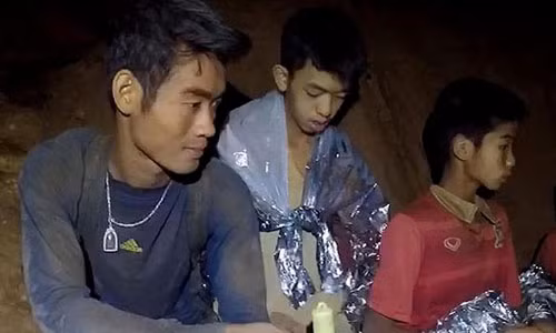 Khi được giải cứu, anh Ekapol đang trong tình trạng suy kiệt và sụt rất nhiều cân. Ảnh: SEAL