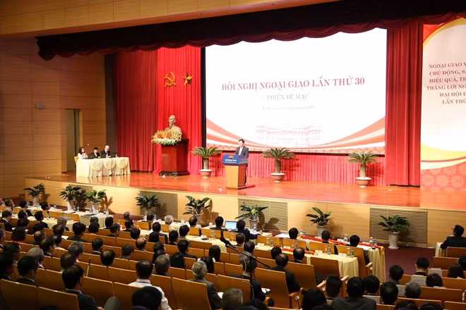 Hội nghị đã thành công tốt đẹp trên tất cả các mặt, nâng tầm ngoại giao Việt Nam.
