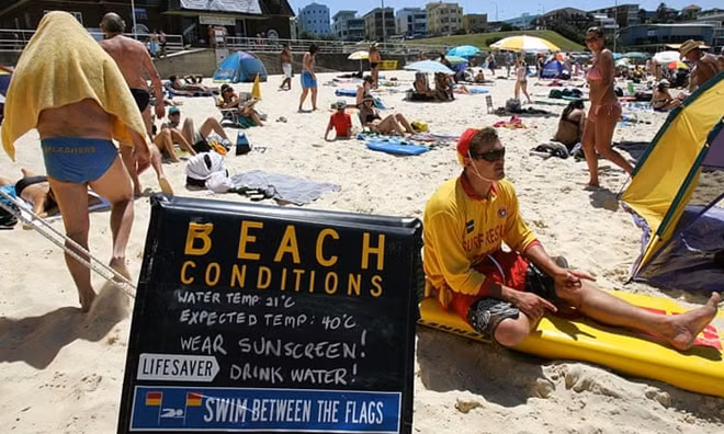 Người dân Australia đang hứng chịu đợt nắng nóng chưa từng có. Ảnh: Getty