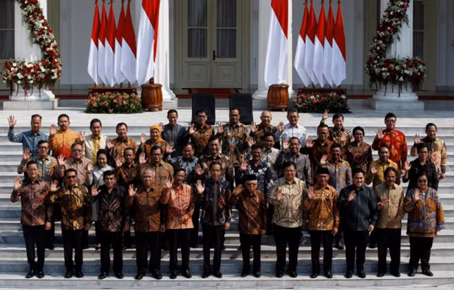 Nội các mới của Tổng thống Indonesia Joko Widodo. Ảnh: Reuters