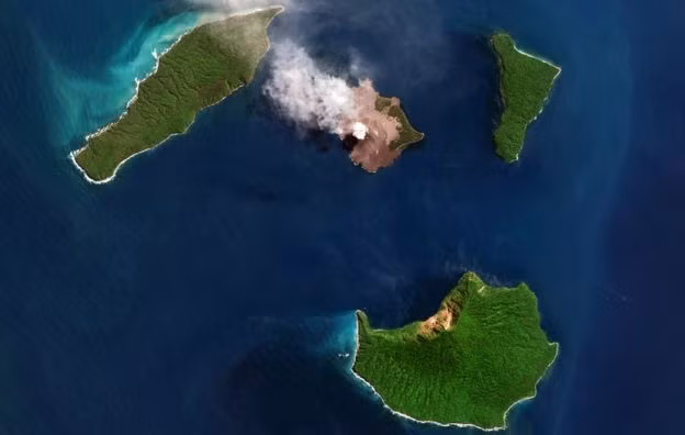 Hình ảnh núi lửa Anak Krakatoa phun trào hồi tháng 8 vừa qua. Ảnh: GALLO IMAGES