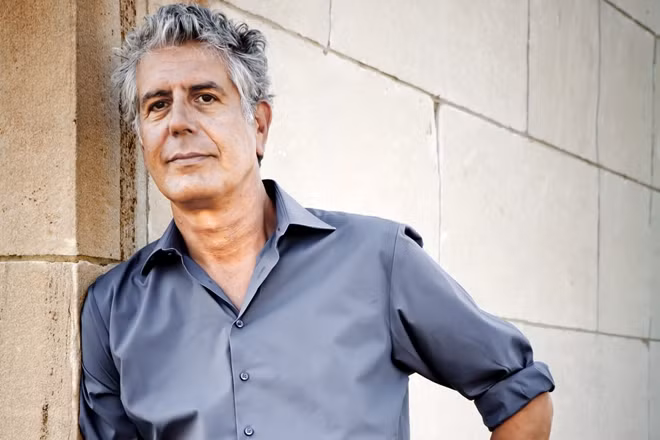 Athony Bourdain là một đầu bếp, một cây viết và ngôi sao truyền hình nổi tiếng chuyên về ẩm thực. Ảnh: CNN