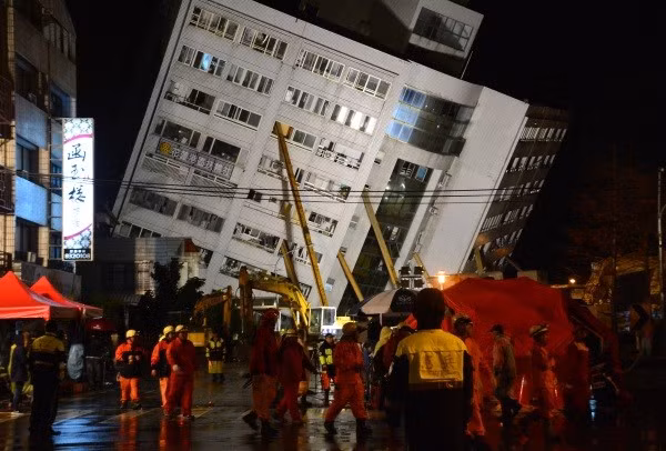 Vụ động đất để lại nhiều tổn thất nặng nề. Ảnh: Getty Vụ động đất để lại nhiều tổn thất nặng nề. Ảnh: Getty