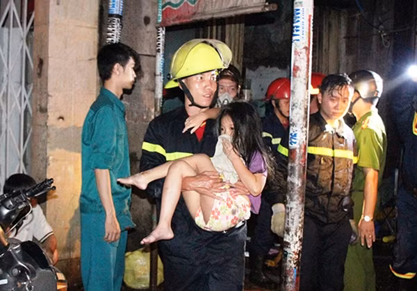 Hình ảnh hiện trường vụ cháy.