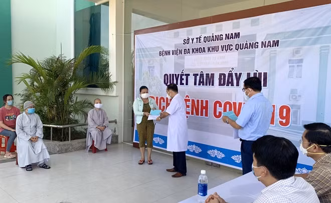 BVĐK khu vực Quảng Nam công bố khỏi bệnh cho bệnh nhân COVID-19.