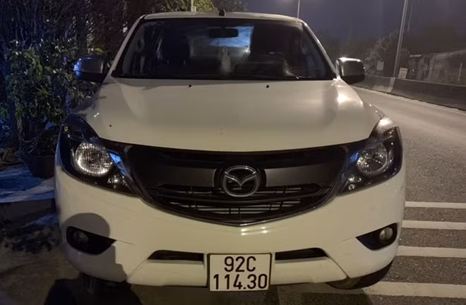 Ôtô tải do tài xế Ch. điều khiển.