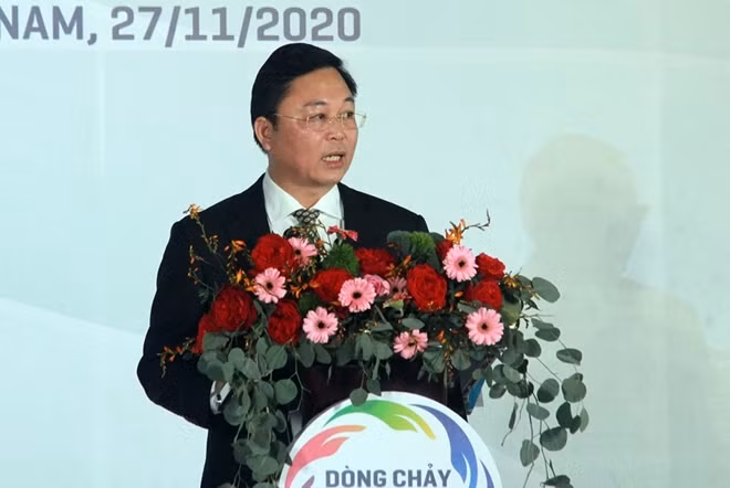 Ông Lê Trí Thanh, Chủ tịch UBND tỉnh Quảng Nam, phát biểu chào mừng diễn đàn.