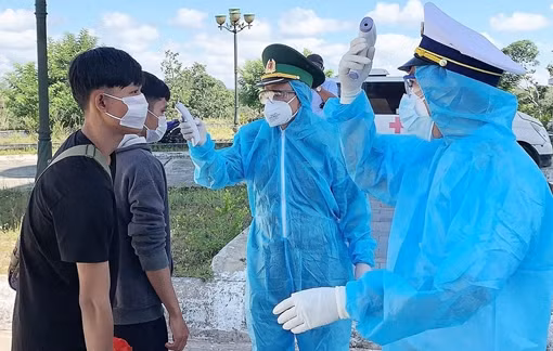 Những ngôi nhà hữu nghị gắn kết gia đình Việt với sinh viên Lào, Campuchia ảnh 2