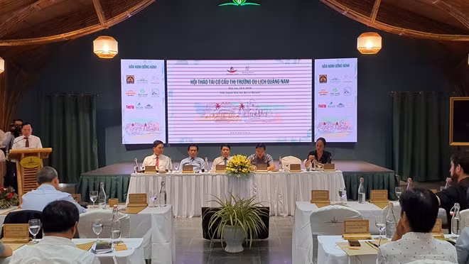 Đông đảo đại biểu trong và ngoài nước tham gia hội thảo.