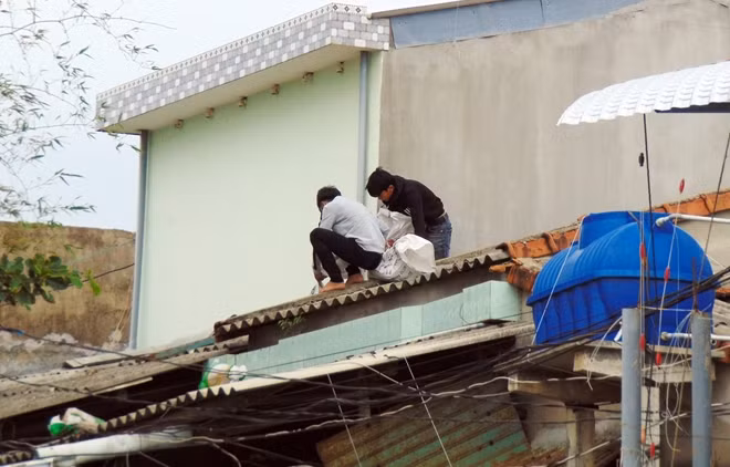 Công tác ứng phó với bão số 9 đang được triển khai một cách khẩn trương.