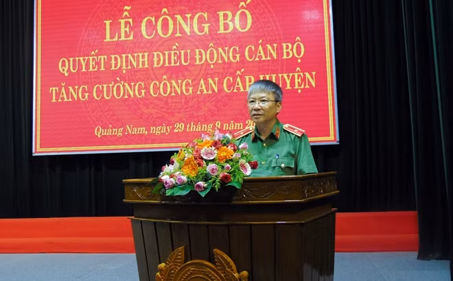 Thiếu tướng Nguyễn Đức Dũng phát biểu chỉ đạo tại buổi lễ.