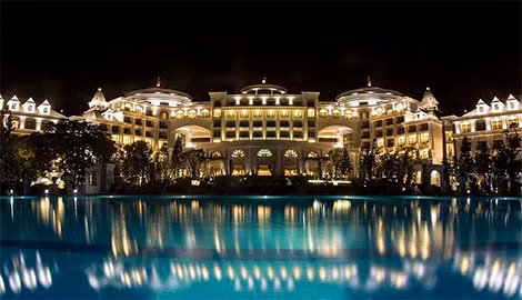 Khu nghỉ dưỡng 5 sao Vinpearl Hạ Long Bay Resort.