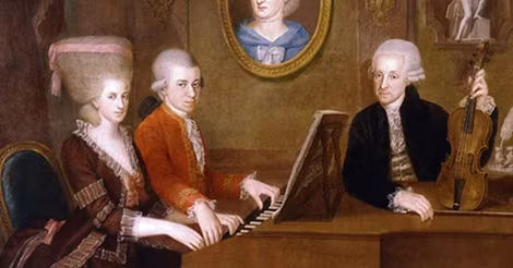 Ông Leopold (phải) cùng hai con Maria Anna (trái) và Mozart (giữa).