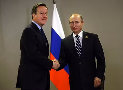 Thủ tướng Anh Cameron và Tổng thống Nga Putin bên lề hội nghị thượng đỉnh G20.