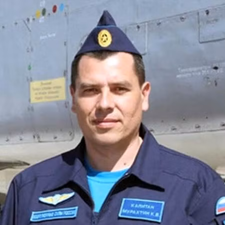 Đại úy Konstatin Murakhtin.