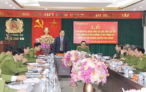 Thứ trưởng Nguyễn Văn Thành phát biểu tại buổi làm việc.