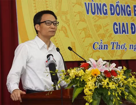 Phó Thủ tướng Vũ Đức Đam chủ trì Hội nghị.