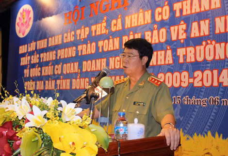 Thứ trưởng Bùi Văn Nam phát biểu chỉ đạo tại Hội nghị.