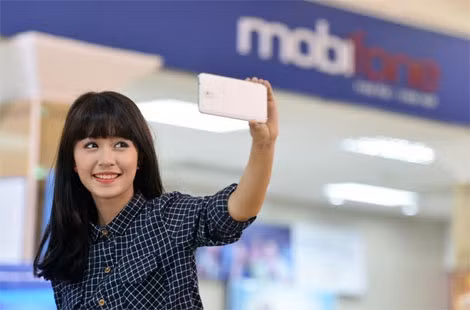 MobiFone thường xuyên có những ưu đãi “khủng” dành cho khách hàng.