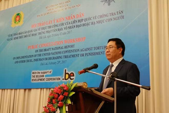 Trung tướng Nguyễn Ngọc Anh phát biểu tại Hội thảo