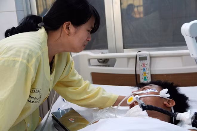 Tài xế Quý vẫn đang hôn mê sâu, sức khỏe đang trong tình trạng nguy kịch