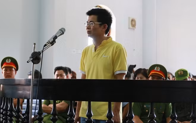 Bị cáo Trần Minh Lợi tại tòa