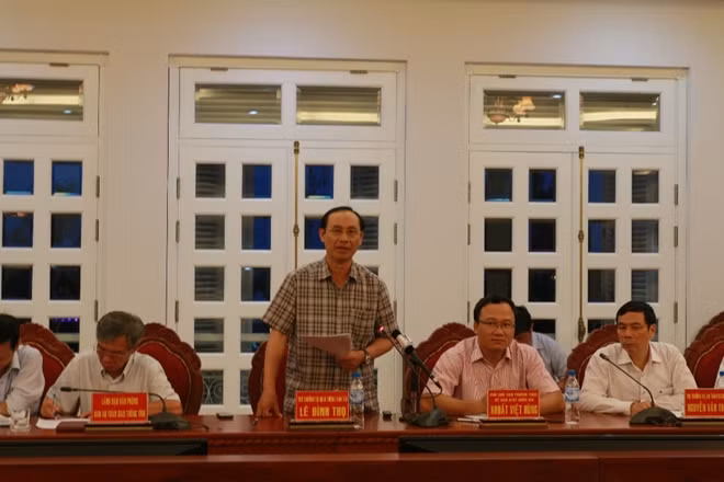 Thứ trưởng Bộ GTVT Lê Đình Thọ phát biểu chỉ đạo tại buổi làm việc với các cơ quan, ban ngành tỉnh Gia Lai