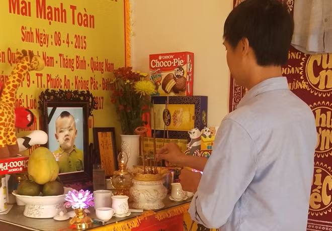 Người nhà vẫn chưa hết đau buồn trước cái chết của cháu Toàn