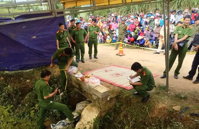 Cơ quan điều tra đang tiến hành khám nghiệm hiện trường, khám nghiệm tử thi để điều tra làm rõ