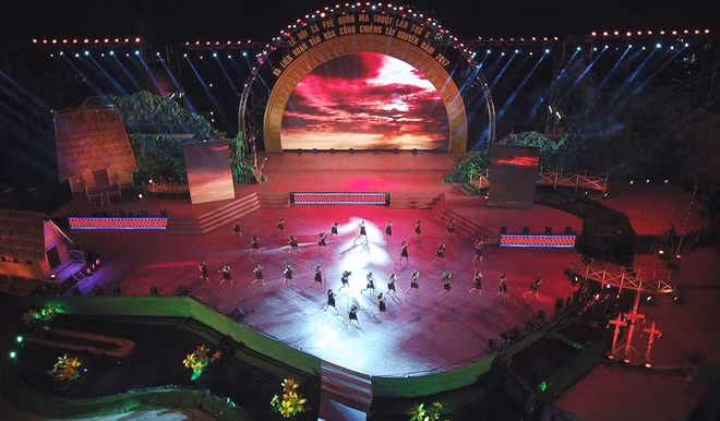Toàn cảnh buổi lễ