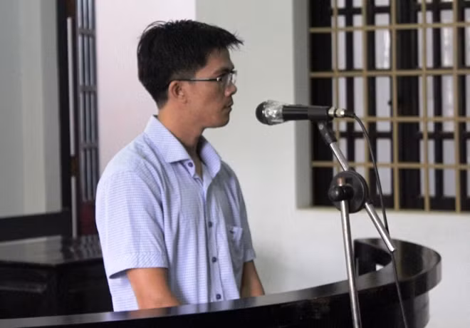 Bị cáo Y Sơn Bon Dốc Ju tại phiên xét xử
