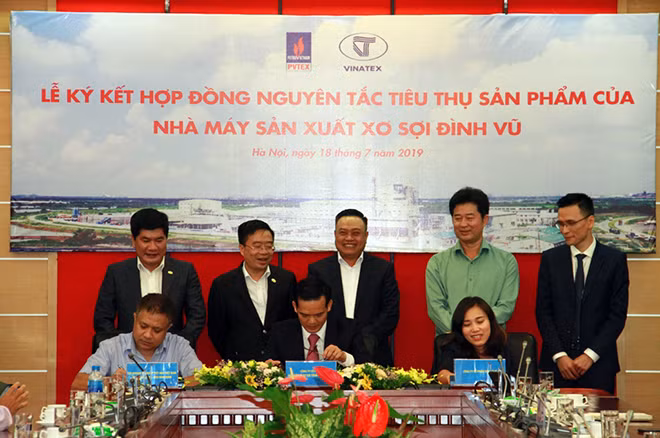 Lễ ký kết.