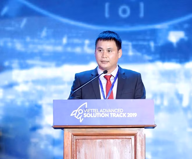 Ông Cao Anh Sơn, Tổng Giám đốc Tổng Công ty Viễn thông Viettel, Trưởng ban Tổ chức phát biểu tại Vòng chung kết cuộc thi Viettel Advanced Solution Track 2019 Ông Cao Anh Sơn, Tổng Giám đốc Tổng Công ty Viễn thông Viettel, Trưởng ban Tổ chức phát biểu tại Vòng chung kết cuộc thi Viettel Advanced Solution Track 2019