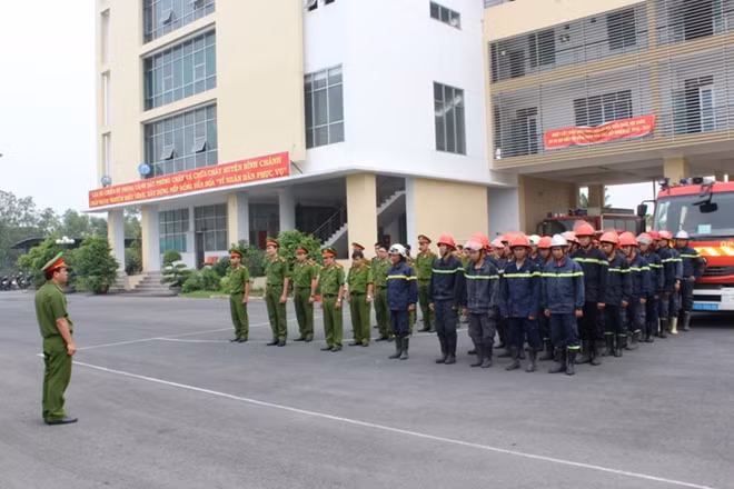 Cục Cảnh sát PCCC&CNCH kiểm tra thường trực sẵn sàng chiến đấu tại TP Hồ Chí Minh