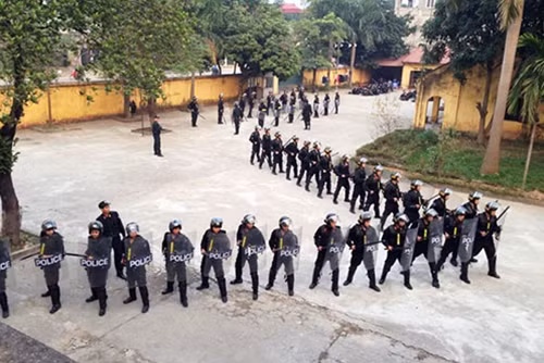 Những buổi võ thuật luôn kèm theo các tình huống giả định được tập luyện nhuần nhuyễn trong nhiều tháng qua.