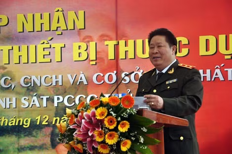 Trung tướng Bùi Văn Thành phát biểu tại buổi Lễ.