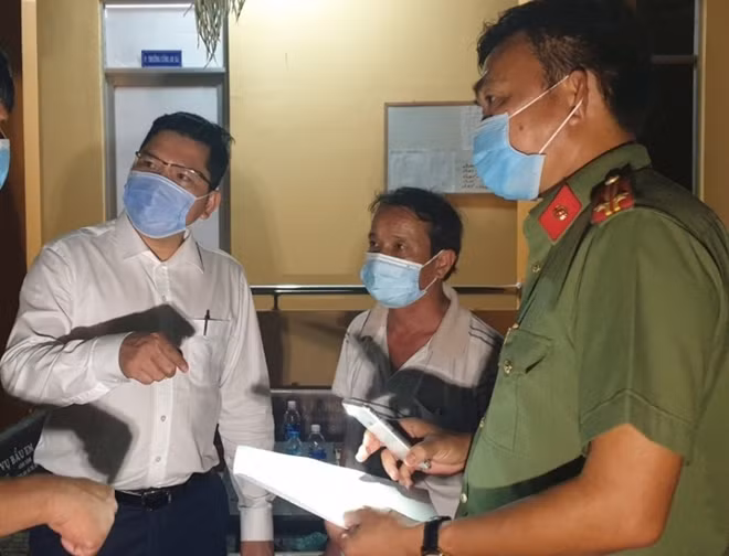 Lãnh đạo UBND huyện Châu Đức chỉ đạo truy vết các trường hợp F2, F3.