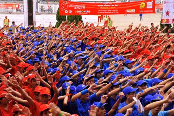 Hành trình Đỏ 2015 chính thức được khởi động trên phạm vi cả nước. Hành trình Đỏ 2015 chính thức được khởi động trên phạm vi cả nước.