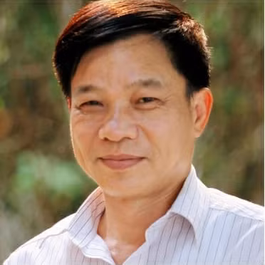 Nhà thơ Lê Va.